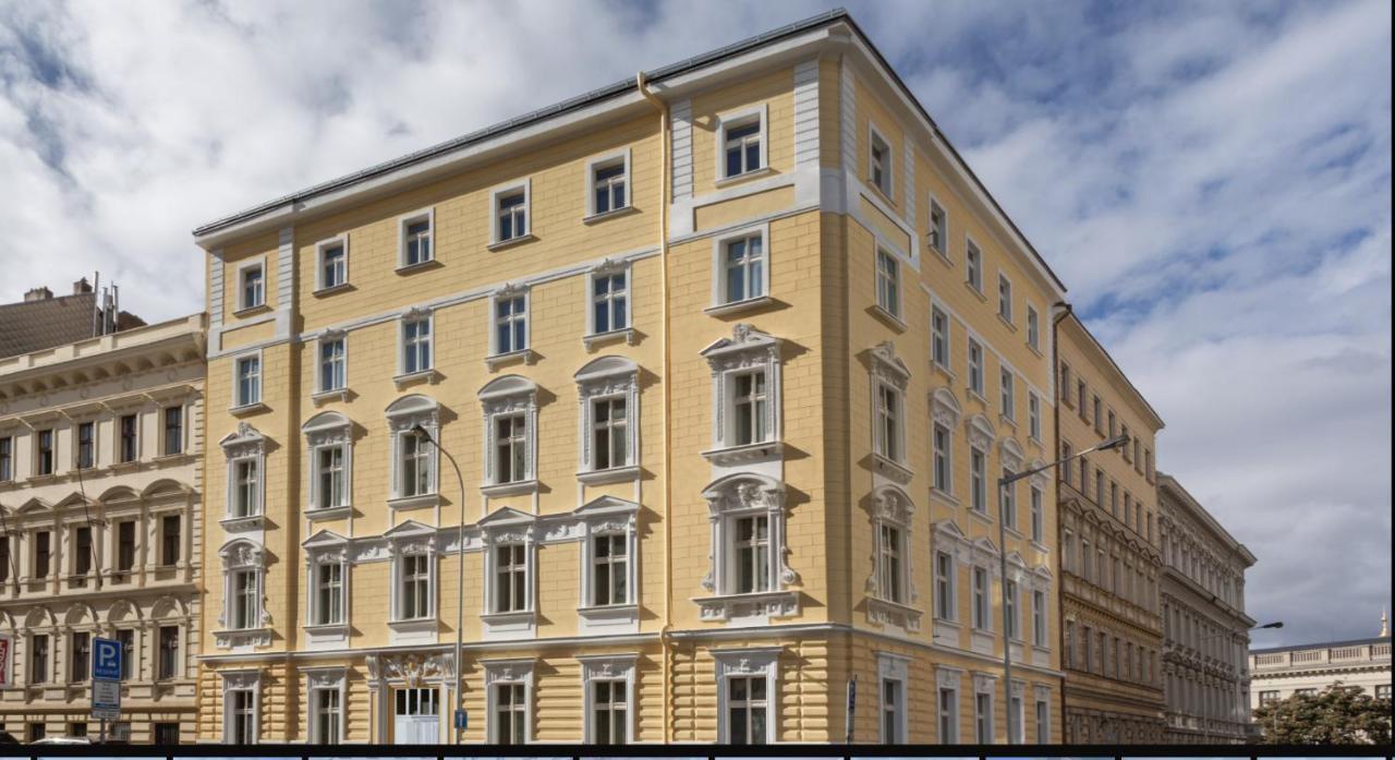 Angelo Roma Appartement Praag Buitenkant foto